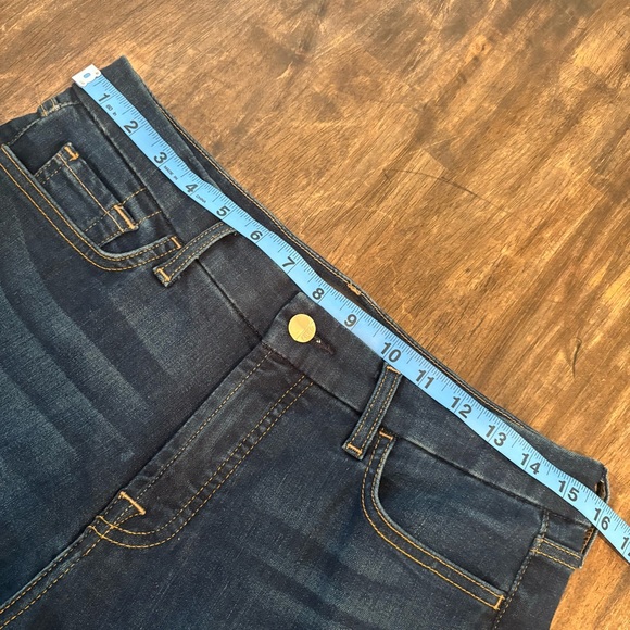 Seven for All Mankind JEN 7 Blue Denim Cropped Wide Leg Jeans! Size 8 - Picture 9 of 13